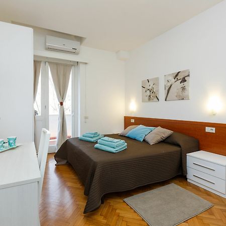Roma Trastevere Relais Guest House Bagian luar foto