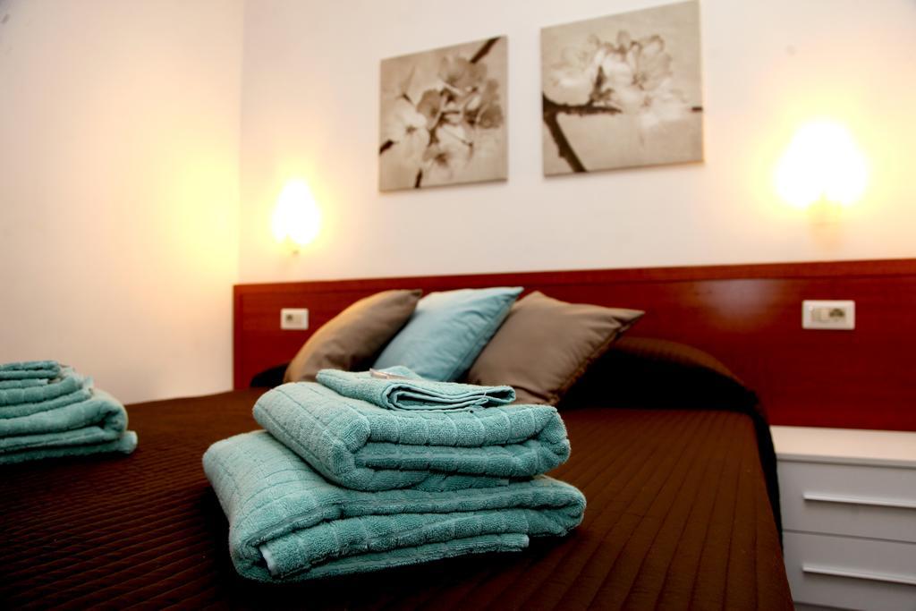 Roma Trastevere Relais Guest House Ruang foto